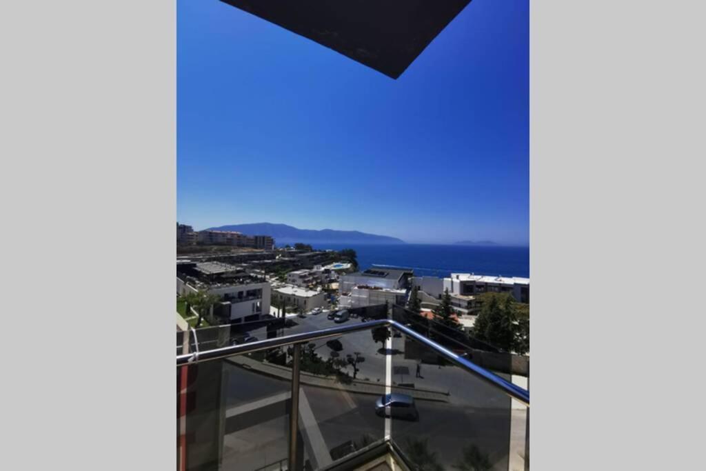 Spectacular Seaview Apartment Vlorë Exterior foto