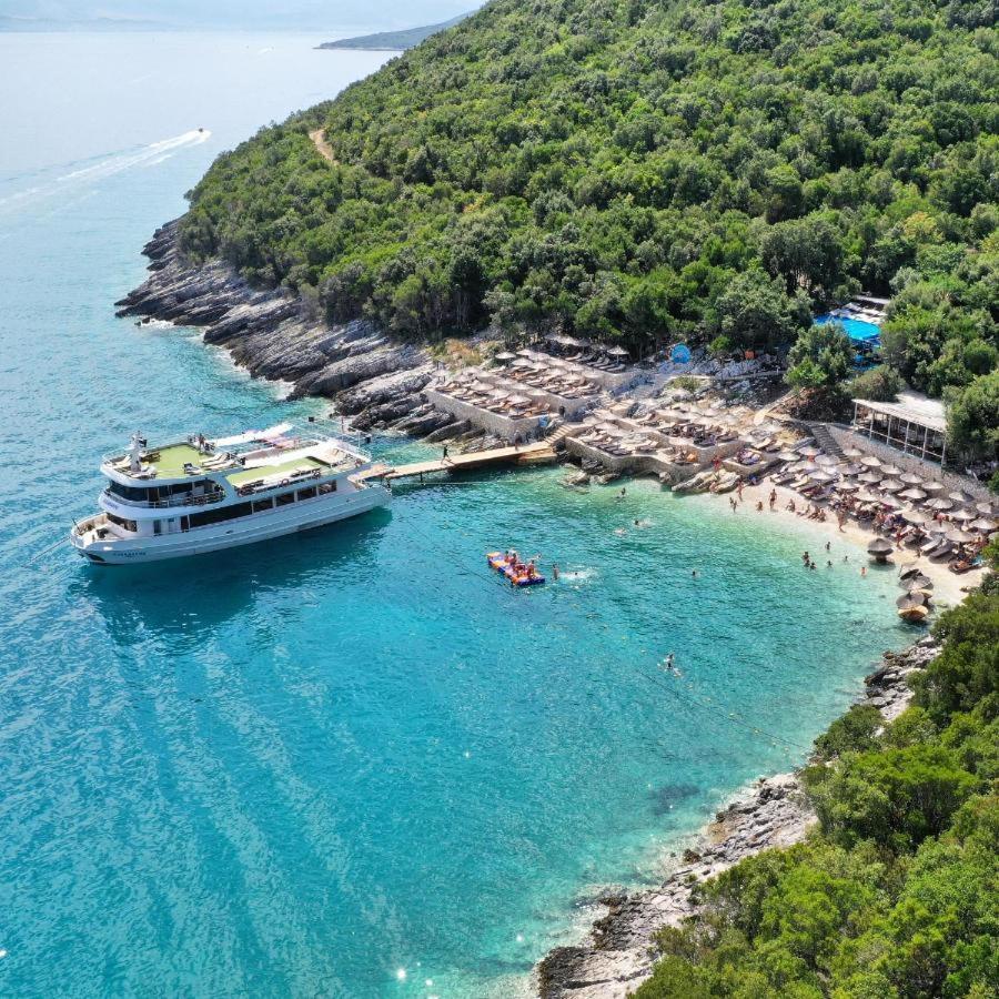 Spectacular Seaview Apartment Vlorë Exterior foto