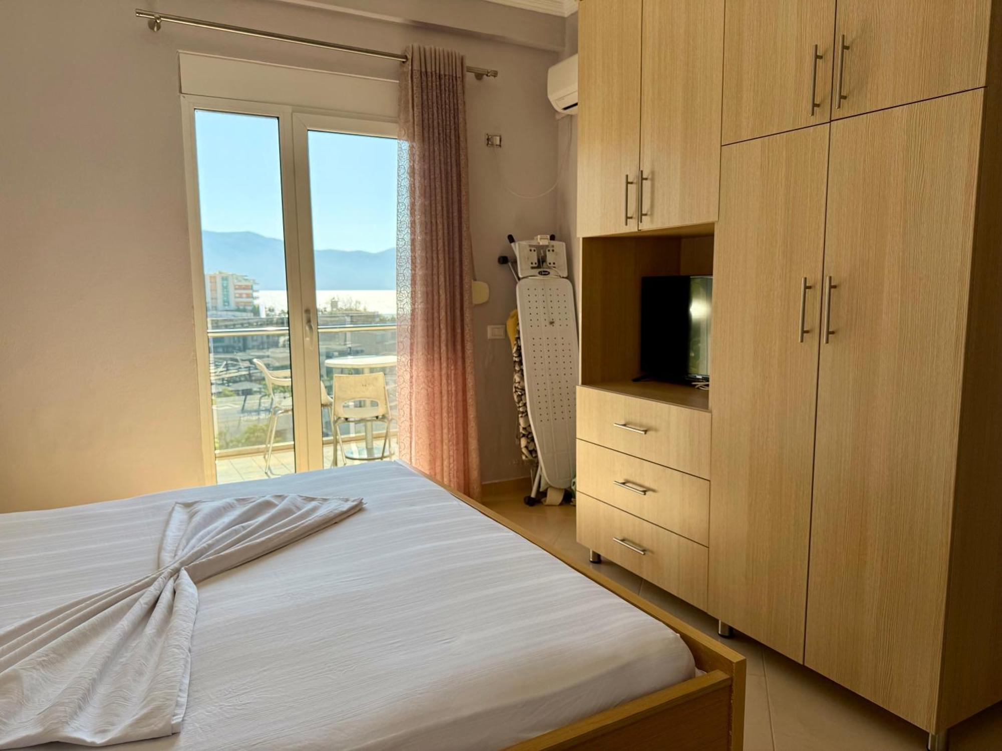 Spectacular Seaview Apartment Vlorë Exterior foto
